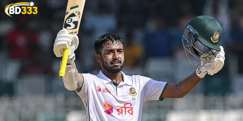 দক্ষিণ আফ্রিকার পচেফস্ট্রুমে বাংলাদেশ 'এ' দলের হয়ে তাওহীদ হৃদয়ের অপরাজিত ৩৫০ রানের মহাকাব্যিক ইনিংস এবং তামিম ইকবালের রেকর্ড ভাঙার ঐতিহাসিক মুহূর্ত।
